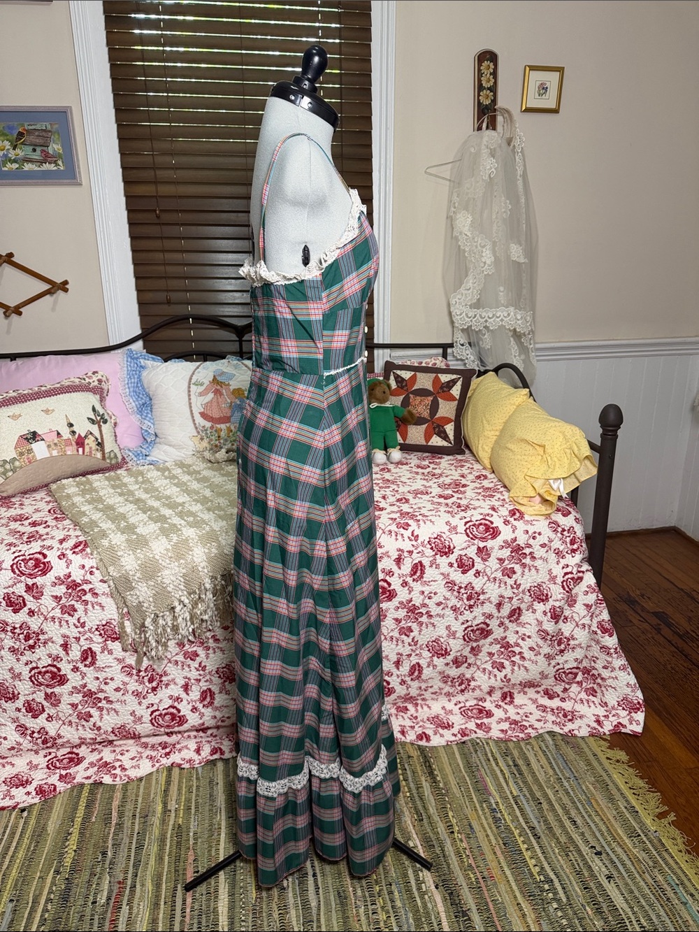 Vintage Green and Pink Plaid Lace-Trim Sundress - Picture 3 of 7